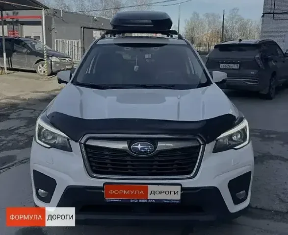 ENROAD на Subaru Forester: автобокс ENROAD Nomadix Pro XL Slim 400, цвет «Чёрный» — дополнительный ракурс автомобиля с установленным автобоксом