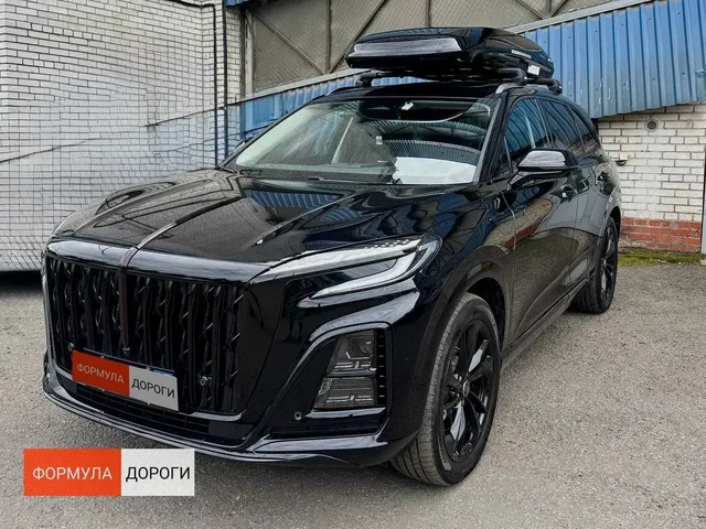 ENROAD на Hongqi HS3: автобокс ENROAD Nomadix Pro XL Slim 400-E, цвет «Чёрный» — дополнительный ракурс автомобиля с установленным автобоксом