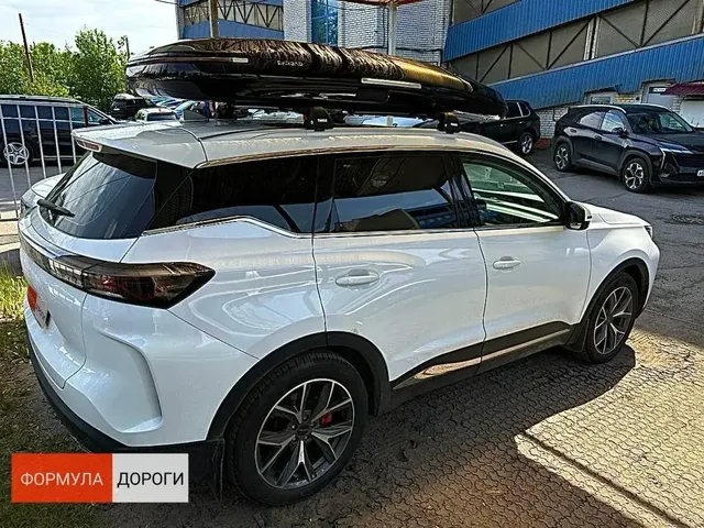 ENROAD на CheryAuto Tiggo 7L: автобокс ENROAD Nomadix Pro XXL Slim-450, цвет «Чёрный» — дополнительный ракурс автомобиля с установленным автобоксом