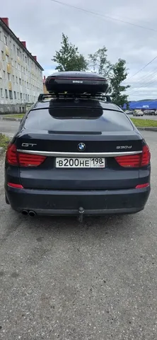 ENROAD на BMW 3 Series: автобокс ENROAD Nomadix Pro XXL Slim 450-E, цвет «Чёрный» — дополнительный ракурс автомобиля с установленным автобоксом